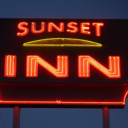 Sunset Inn Grants Pass Exterior photo