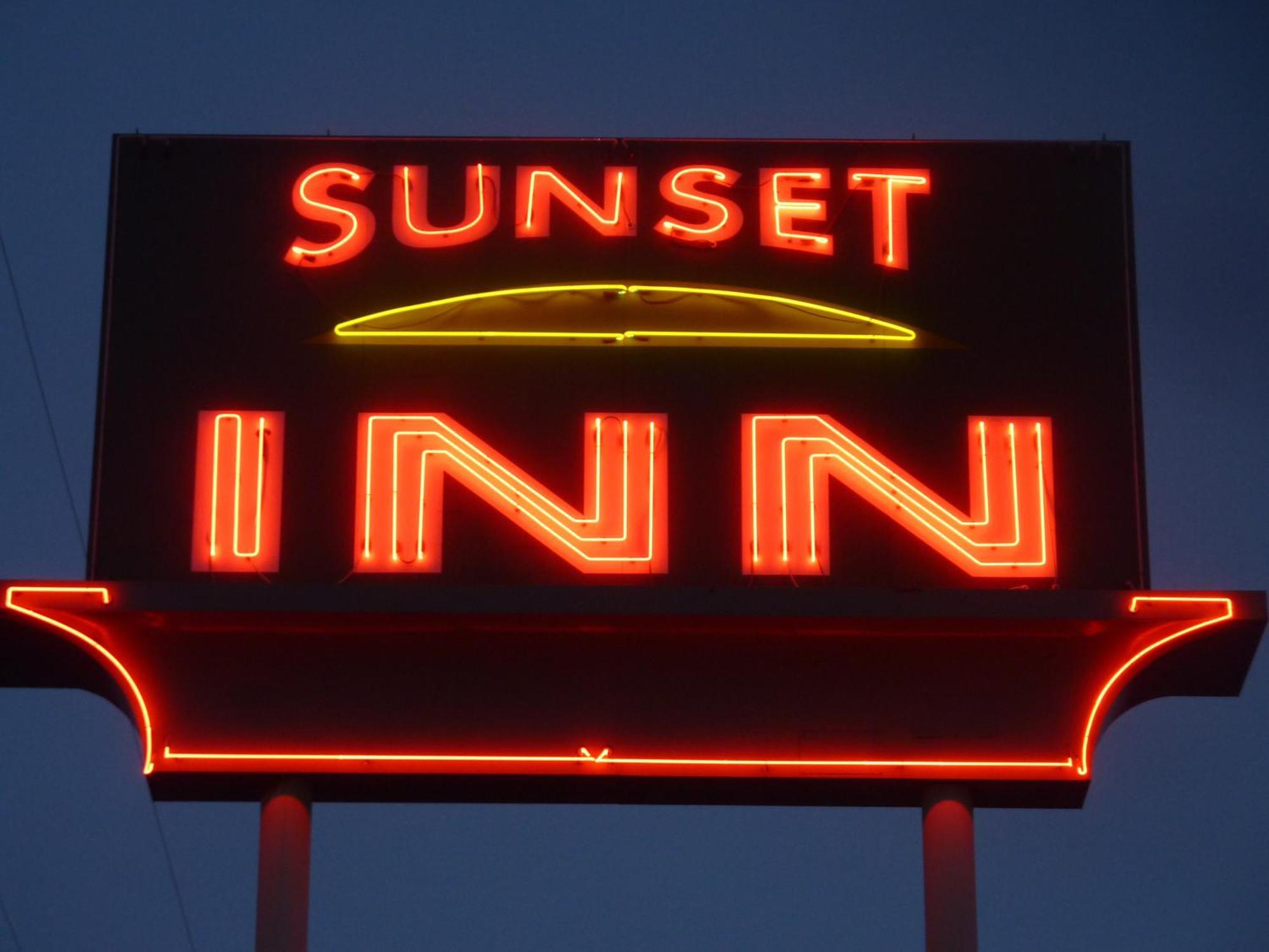 Sunset Inn Grants Pass Exterior photo