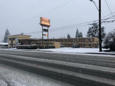 Sunset Inn Grants Pass Exterior photo